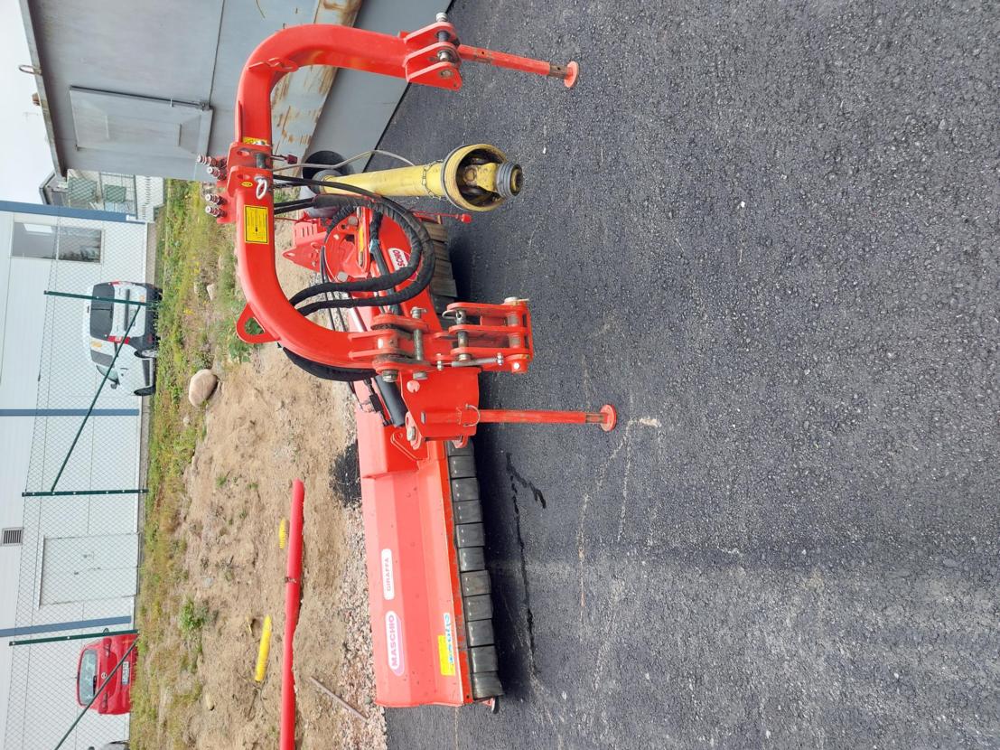 Piennarmurskaimet Maschio Giraffa 210