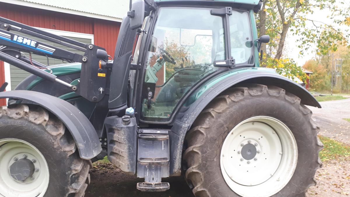 Valtra N174a