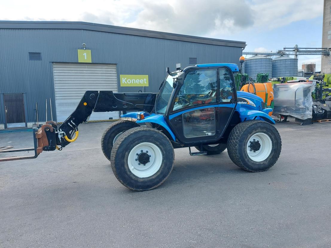 Kurottajat New Holland Lm435a