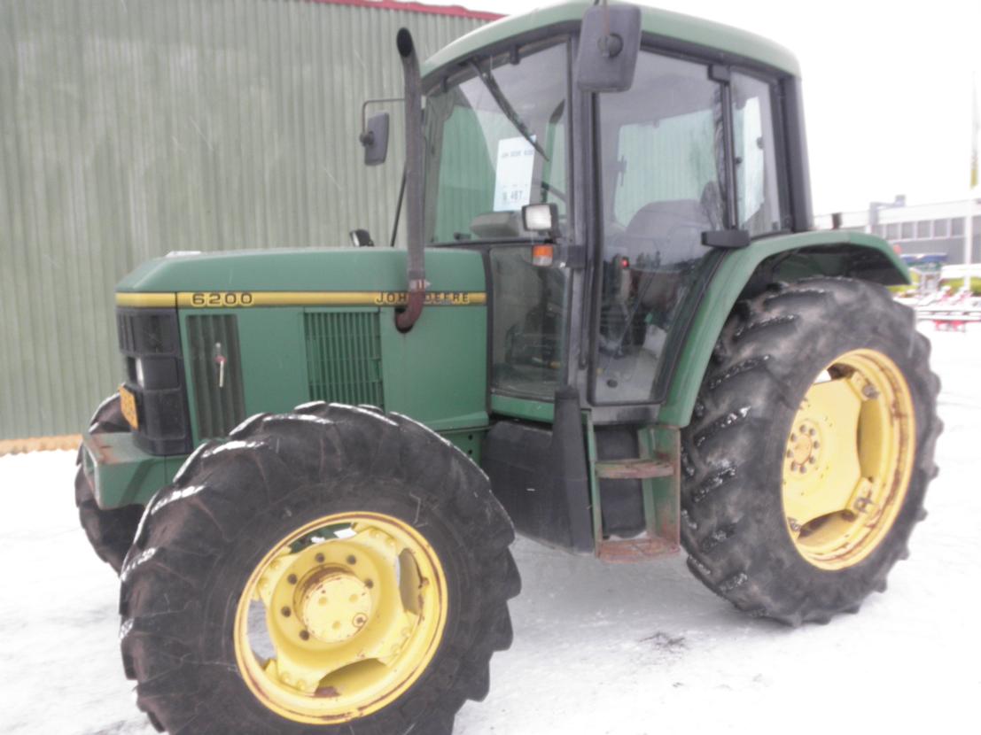 John Deere 6200