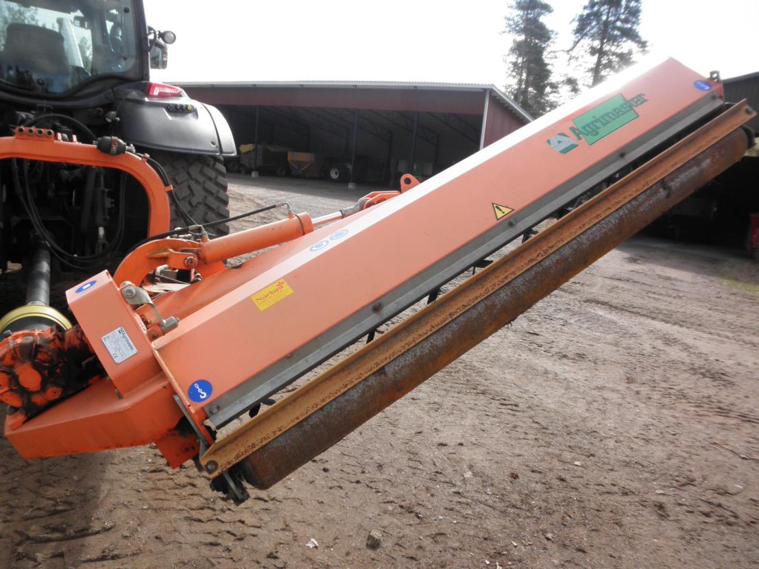 Kesanto-ja Olkimurskaimet Agrimaster Fzl 250