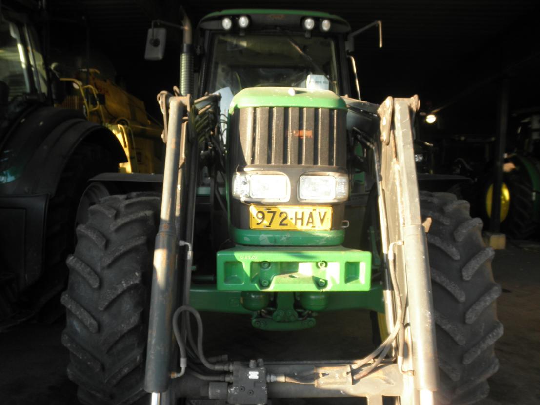 John Deere 6620