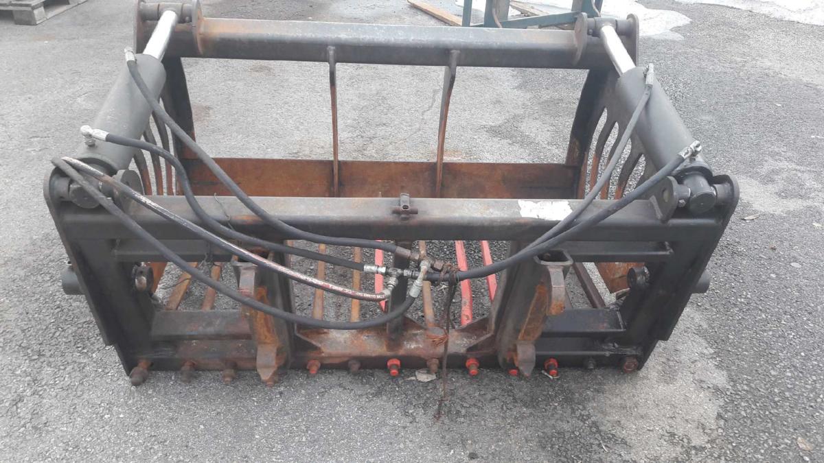 Traktorivarusteet Silocut 150