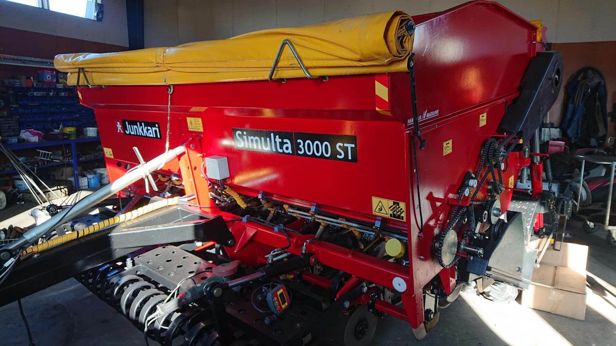 Junkkari Simulta St3000