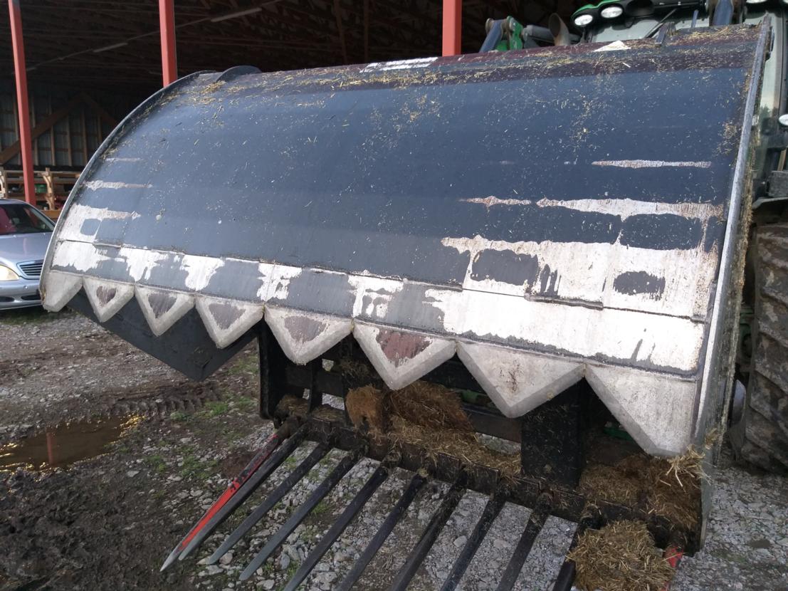 Kuormaus Ja Kaivuulaitt. Quicke Silocut 150
