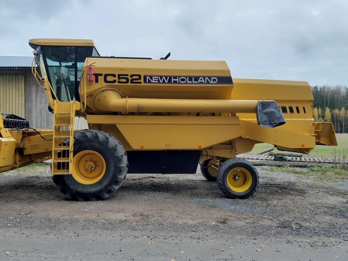 New Holland Tc 52