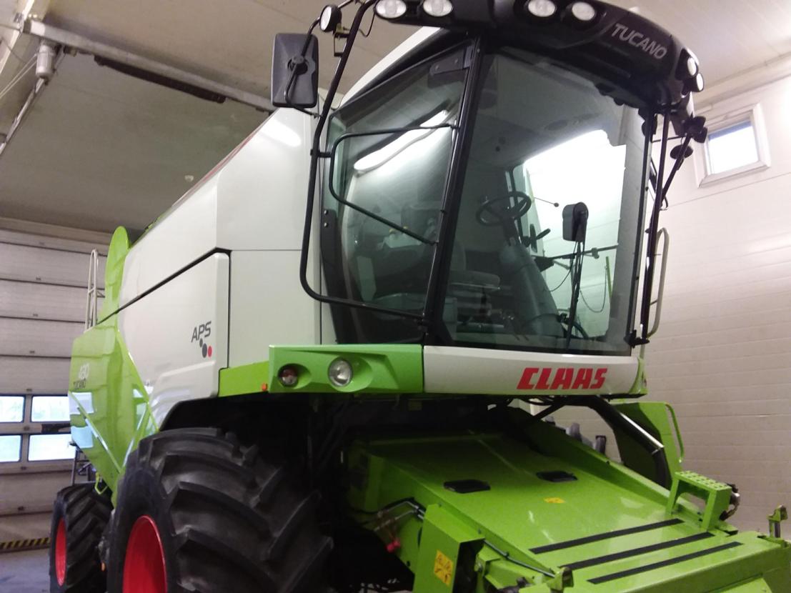 Claas Tucano 430 Aps