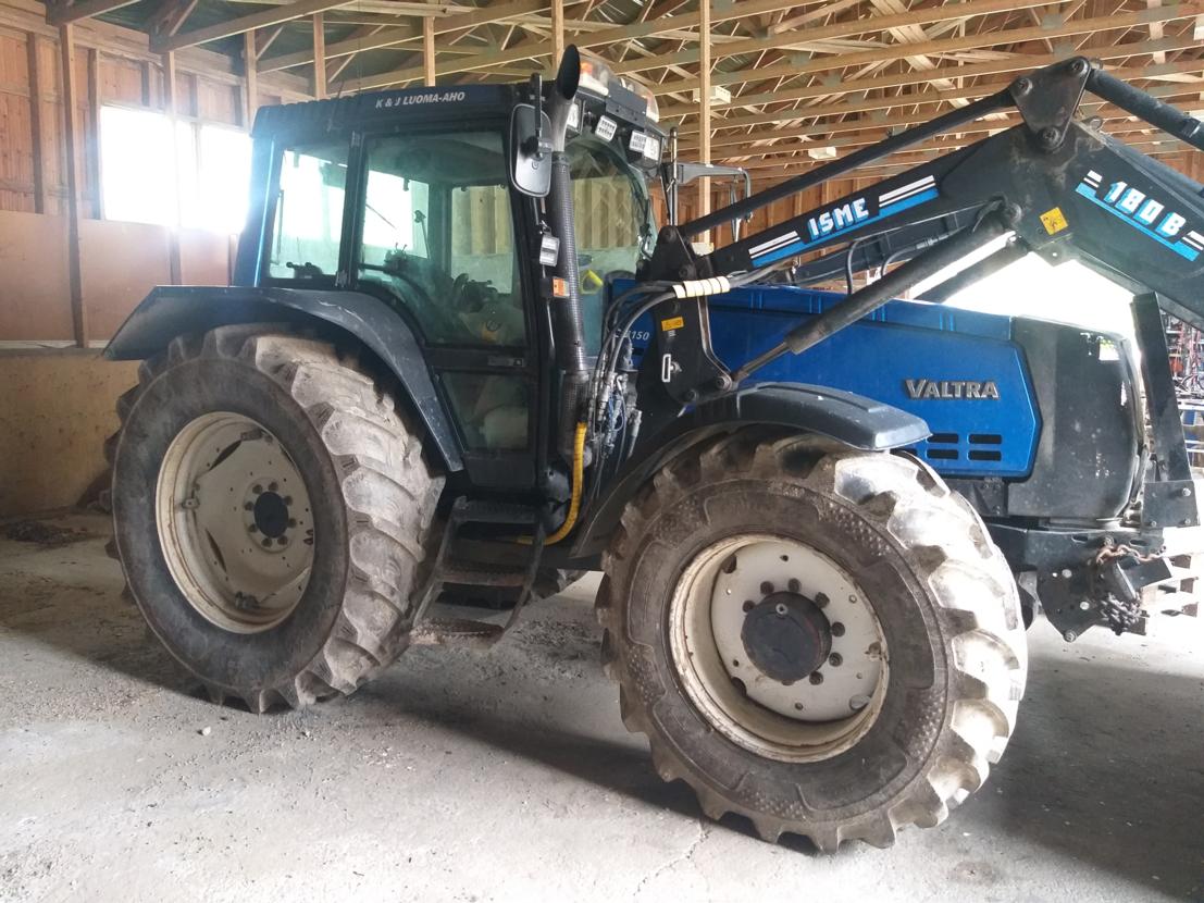Valtra Valtra 8150 + Isme 180b