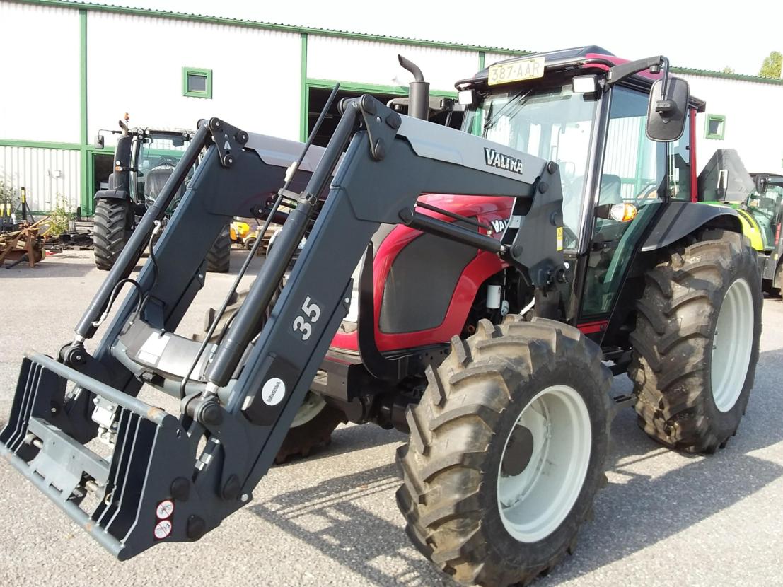 Valtra A92
