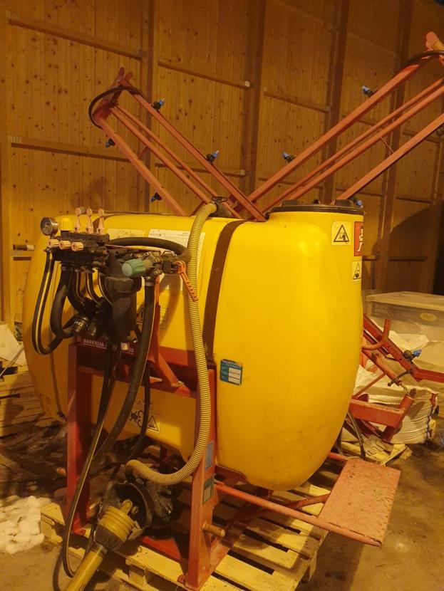Junkkari 900l/12m Puomisto