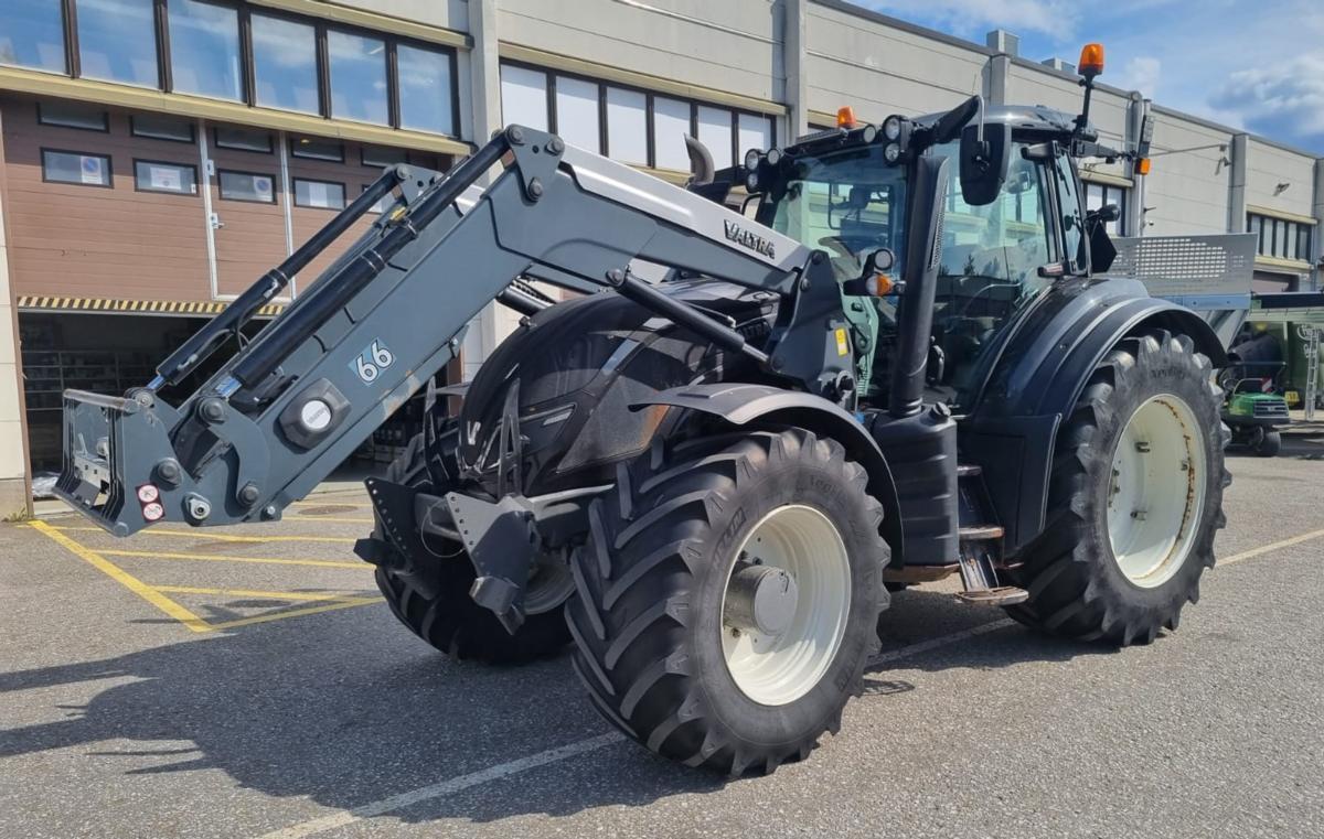 Valtra T234v Q66 Takaa-ajolaitte