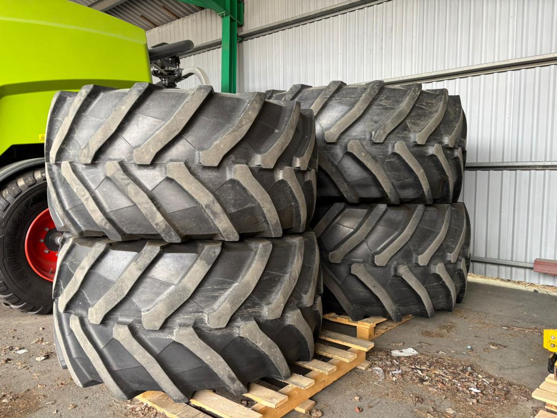 Traktorivarusteet Trbg 900/60r38+710/60r30