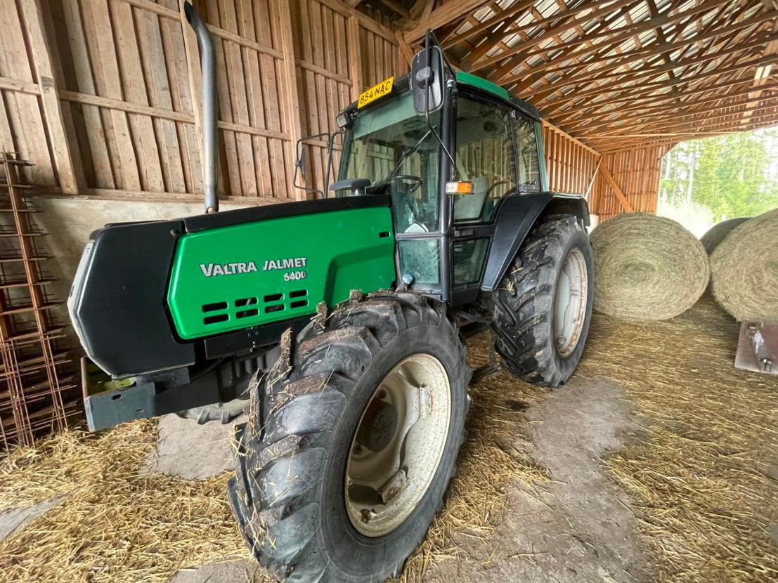 Valtra 6400