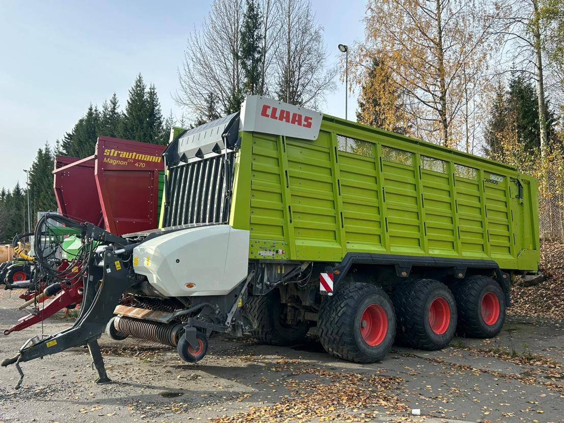 Claas Cargos 9600 Tridem