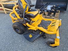 MUU MERKKI CUB CADET XZ5 L107
