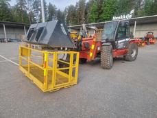 MANITOU 1740 VARUSTEILLA