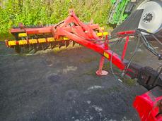 VÄDERSTAD CARRIER 350 GT HINATTAVA