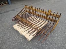 TRAKTORIVARUSTEET VRETEN KIVITALIKKO EURO