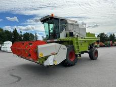 CLAAS DOMINATOR 150