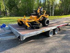 MUU MERKKI CUB CADET 137