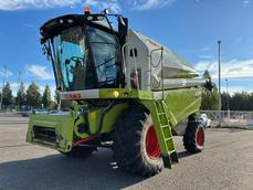 CLAAS TUCANO 320