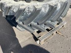 TRAKTORIVARUSTEET 710/70R42 TAKARENGASPARI