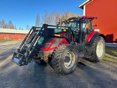VALTRA T144