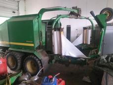 JOHN DEERE 744 PREMIUM