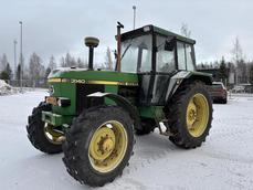 JOHN DEERE 3140