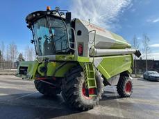 CLAAS 320 TUCANO
