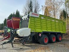 CLAAS CARGOS 9600 TRIDEM