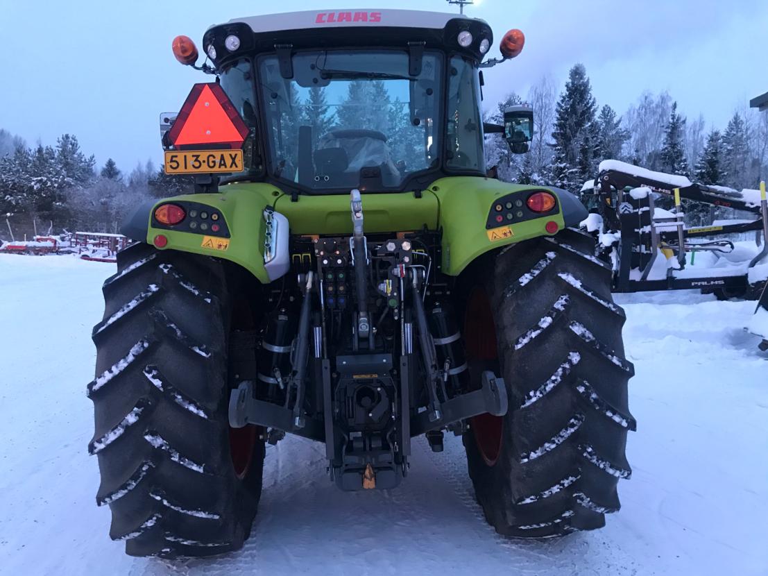 Claas Arion 460