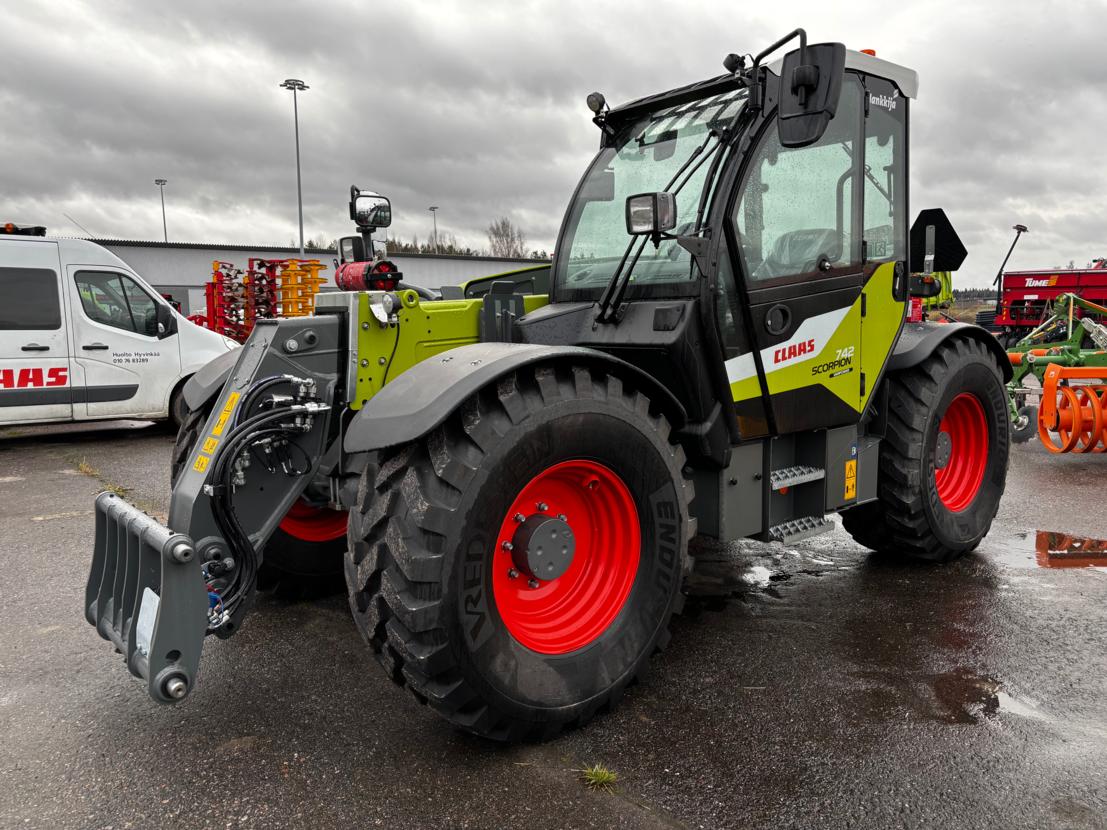 Claas Scorpion 742 Vp