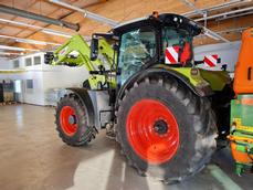 CLAAS ARION 660 CMATIC CEBIS